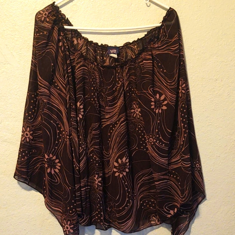 Wild Cat top
